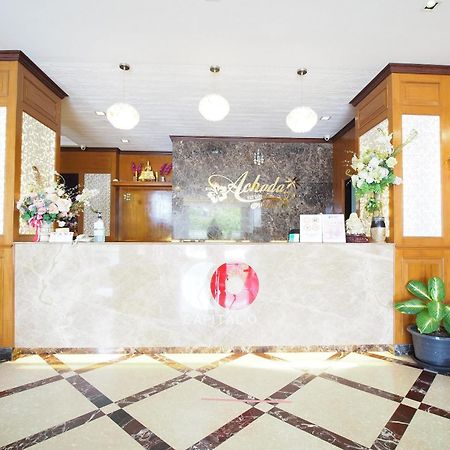 Capital O 8888 Achada Pattaya Hotel Джомтиен Бийч Екстериор снимка