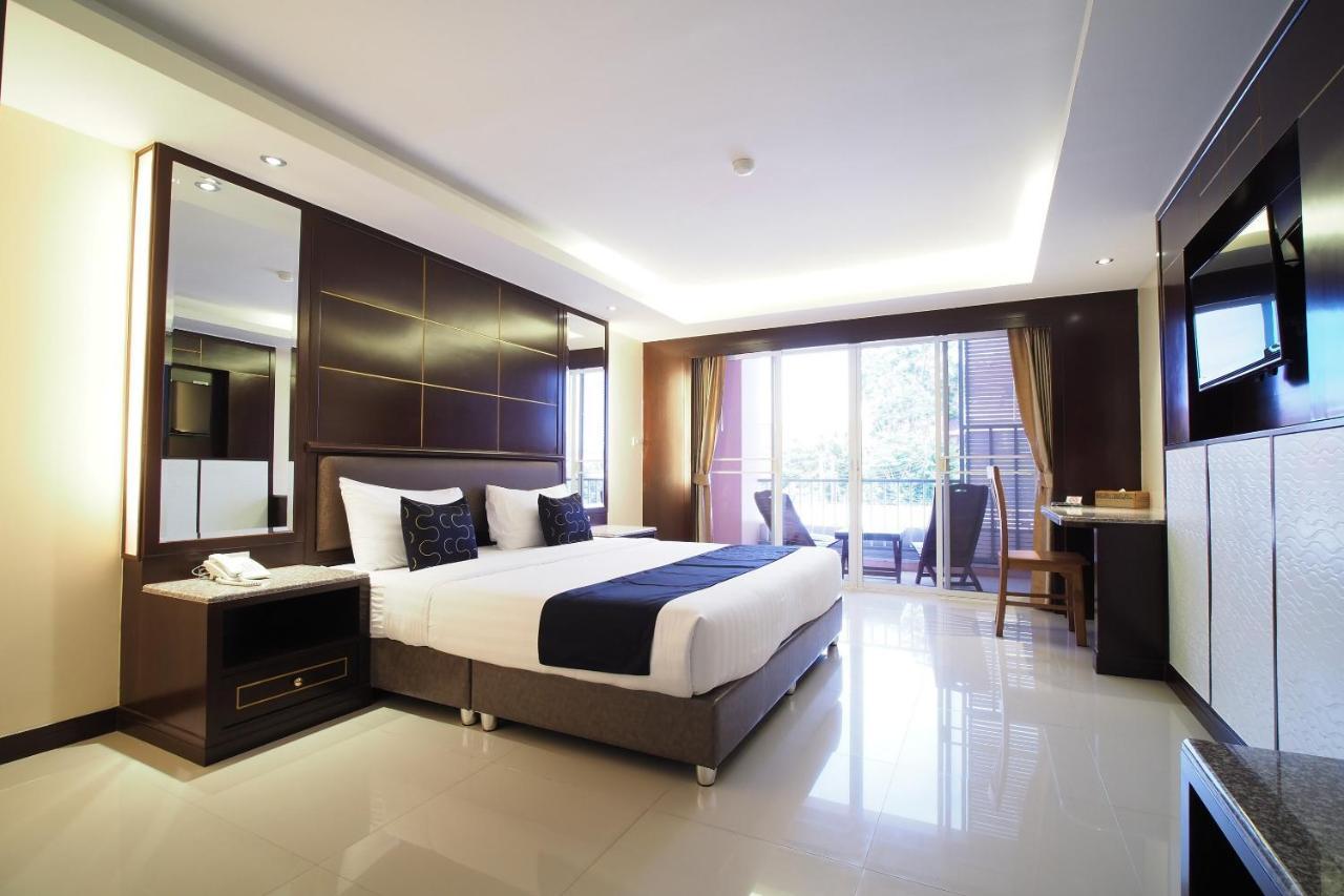 Capital O 8888 Achada Pattaya Hotel Джомтиен Бийч Екстериор снимка